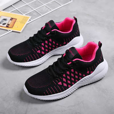 Ikdienas sieviešu kedas ar tīkliem vairāki modeļi, kas piemēroti sportam