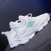 Γυναικεία αθλητικά παπούτσια με κορδόνια