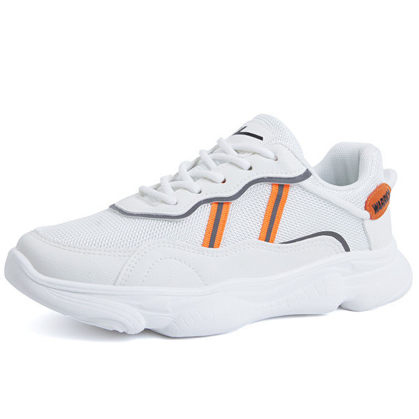 Γυναικεία αθλητικά παπούτσια με ρίγες στο πλάι και επιγραφή