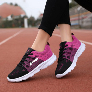 Γυναικεία casual αθλητικά παπούτσια με κορδόνια - διάφορα μοντέλα