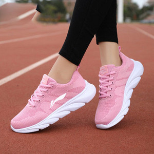 Γυναικεία casual αθλητικά παπούτσια με κορδόνια - διάφορα μοντέλα