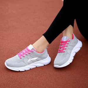 Γυναικεία casual αθλητικά παπούτσια με κορδόνια - διάφορα μοντέλα