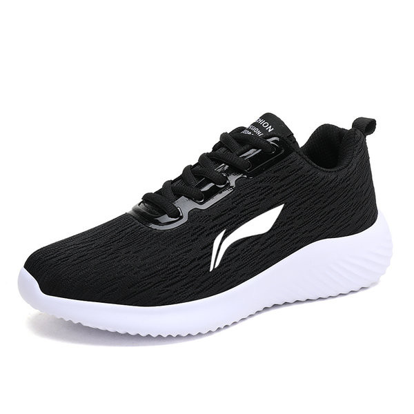 Γυναικεία αθλητικά παπούτσια με κορδόνια και έμβλημα σε διάφορα χρώματα