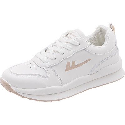 Μοντέρνα αθλητικά παπούτσια κατασκευασμένα από οικολογικό δέρμα και υφάσματα για γυναίκες