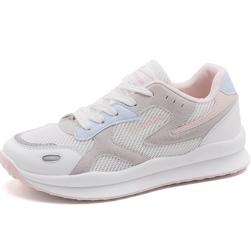 Μοντέρνα αθλητικά παπούτσια κατασκευασμένα από οικολογικό δέρμα και υφάσματα για γυναίκες