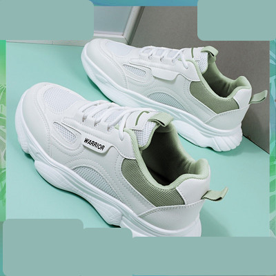 Γυναικεία casual αθλητικά παπούτσια από οικολογικό δέρμα και κορδόνια