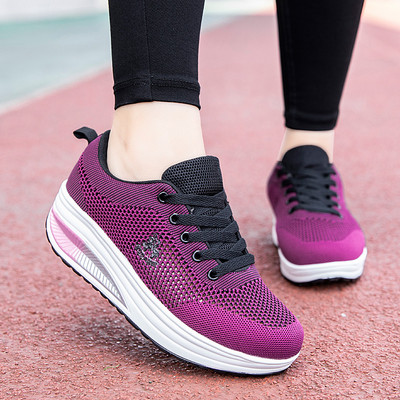 Naiste platvormtossud mitmes värvitoonis