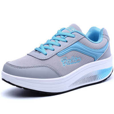 Naiste platvormtossud mitmes värvitoonis