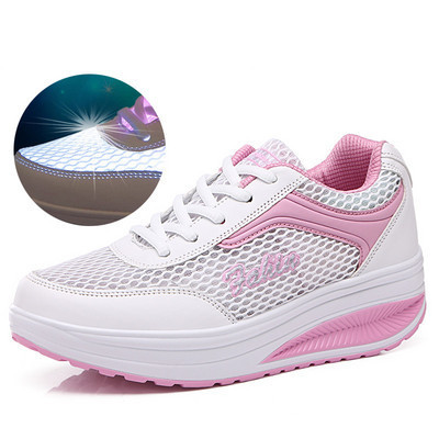 Naiste platvormtossud mitmes värvitoonis