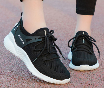 Tekstila kedas ar šņorēm sievietēm