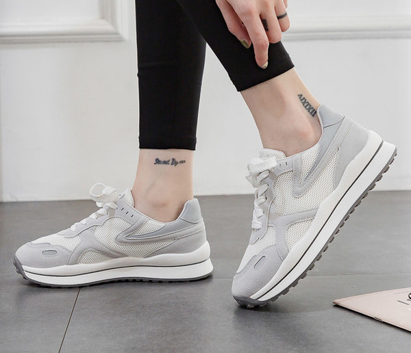 Νέο μοντέλο γυναικεία αθλητικά παπούτσια 