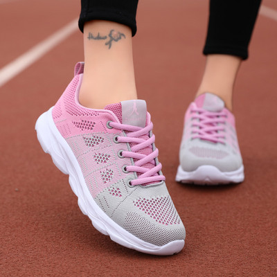 Αθλητικά γυναικεία αναπνεύσιμα παπούτσια με κορδόνια σε διάφορα μοντέλα