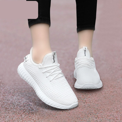 Γυναικεία αθλητικά αναπνεύσιμα παπούτσια με κορδόνια 