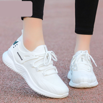 Γυναικεία αθλητικά αναπνεύσιμα παπούτσια με κορδόνια 