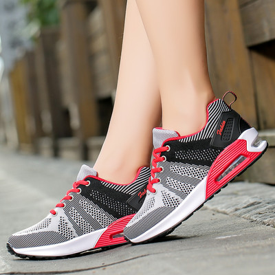 Tenisi dama respirabili cu sireturi - mai multe modele