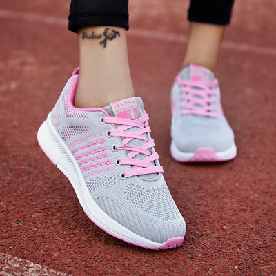 Tenisi dama respirabili cu sireturi - mai multe modele