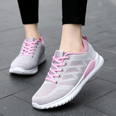 Tenisi dama respirabili cu sireturi - mai multe modele