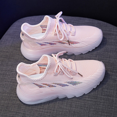 Model nou de adidași de damă cu broderie și șireturi