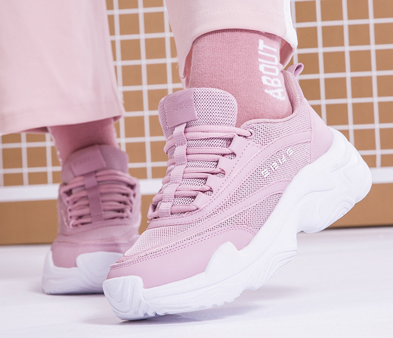 Casual αθλητικά παπούτσια από οικολογικό δέρμα και υφάσματα με κορδόνια