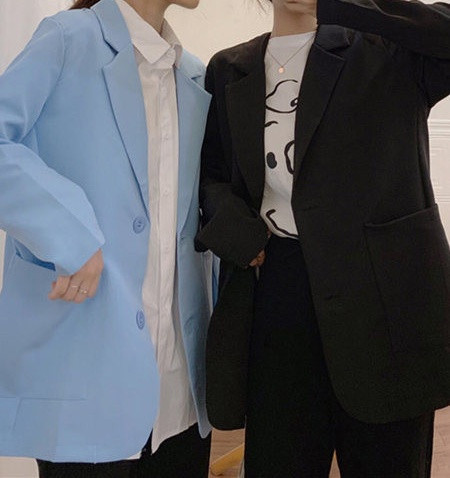 Κομψό γυναικείο σακάκι μακρύ μοντέλο με κουμπιά και τσέπες