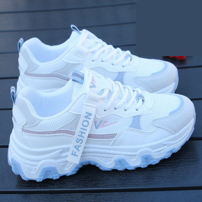 Adidași de damă cu șireturi și inscripție