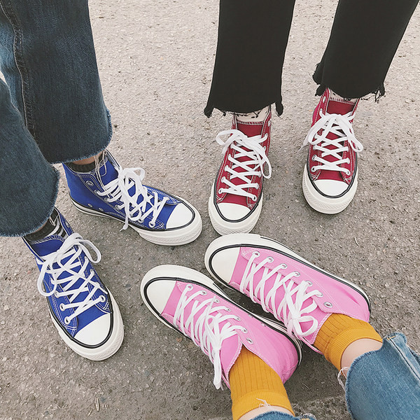 Audekla ikdienas kedas ar mežģīnēm un plakanu zoli