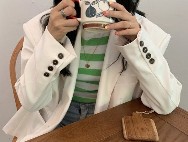 Geaca de dama eleganta lunga cu nasturi model lat