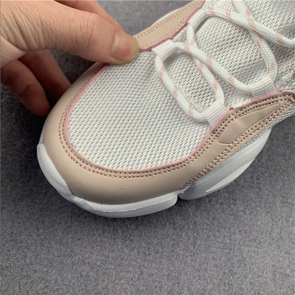 Adidasi de dama cu talpa aspra