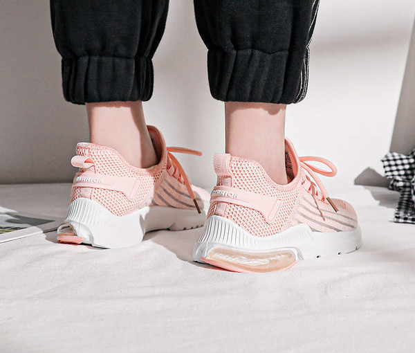 Αθλητικά πάνινα  αναπνεύσιμα παπούτσια 