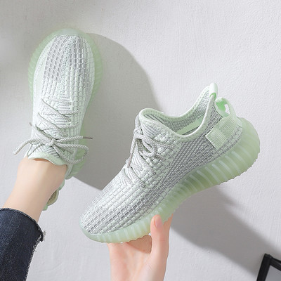 Sieviešu čības ar šņorēm