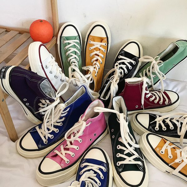 Γυναικεία πάνινα παπούτσια με κορδόνια και επίπεδη σόλα - πολλά χρώματα