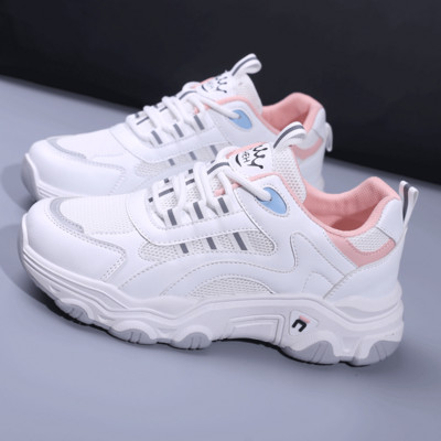 Αναπνεύσιμα γυναικεία αθλητικά παπούτσια με πλατφόρμα 4 cm