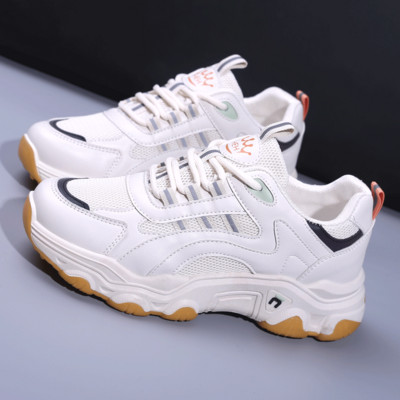 Αναπνεύσιμα γυναικεία αθλητικά παπούτσια με πλατφόρμα 4 cm