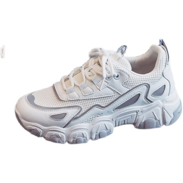 Γυναικεία αθλητικά παπούτσια με τραχιά σόλα και κορδόνια