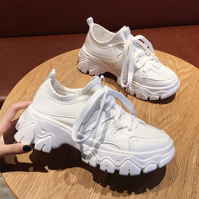 Γυναικεία αθλητικά παπούτσια από έκο δέρμα με τραχιά σόλα