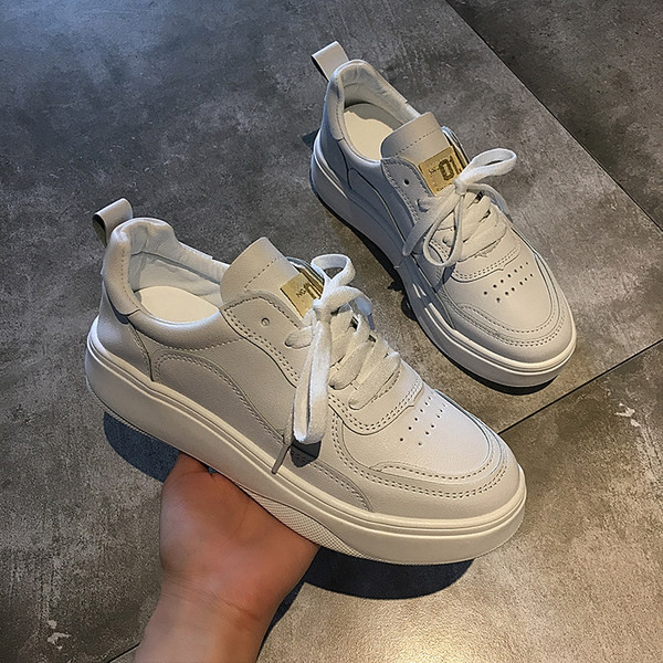 Sieviešu pavasara apavi no elpojošas eko ādas