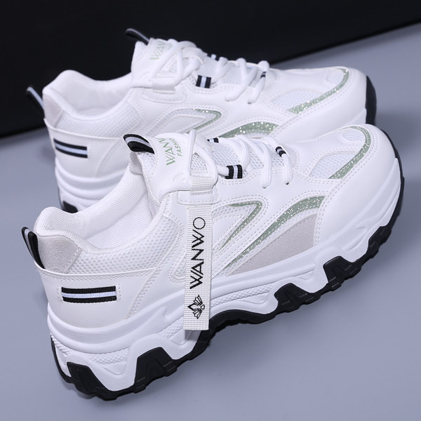 Γυναικεία αθλητικά παπούτσια με πλατφόρμα 4 cm - αναπνεύσιμα