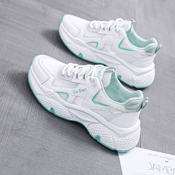 Νέο μοντέλο αθλητικά παπούτσια από δέρμα eco και ύφασμα 