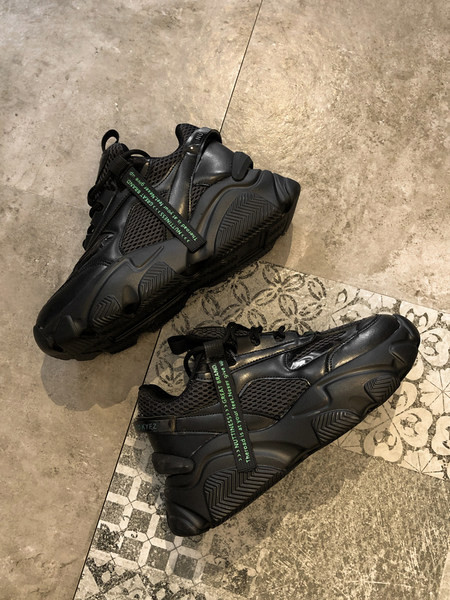 Adidasi casual dama, cu talpa aspra si sireturi in negru