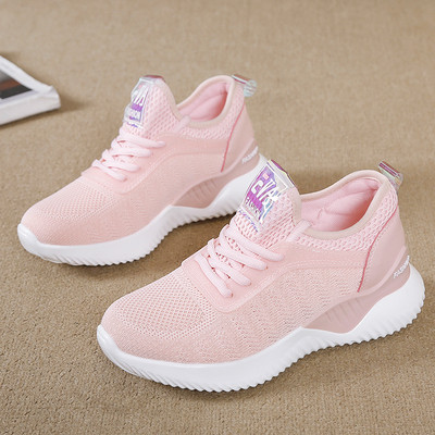 Αναπνεύσιμα γυναικεία αθλητικά παπούτσια με κορδόνια και επίπεδη σόλα - δύο μοντέλα