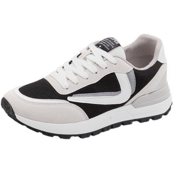 Γυναικεία μοντέρνα αθλητικά παπούτσια με κορδόνια κατάλληλα για το καλοκαίρι