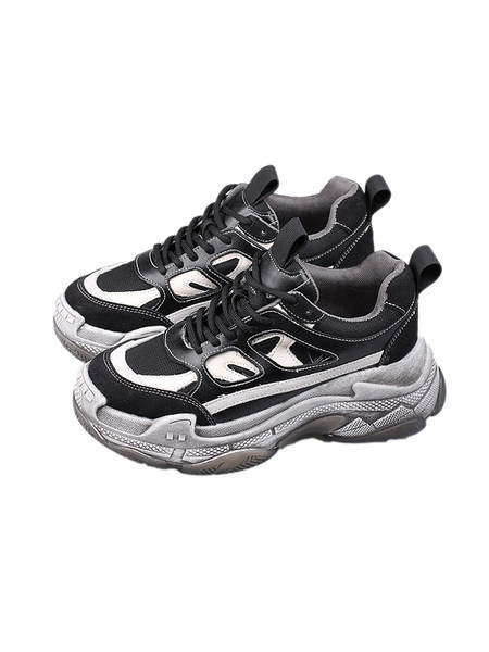 Γυναικεία αθλητικά παπούτσια με κορδόνια σε δύο χρώματα