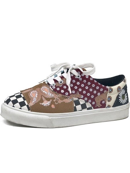 Γυναικεία χρωματιστά αθλητικά παπούτσια  με επίπεδη σόλα και κορδόνια