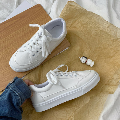 Γυναικεία κλασικά παπούτσια με κορδόνια και επίπεδη σόλα