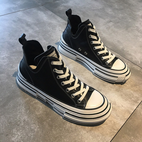 Γυναικεία αθλητικά παπούτσια με παχιά σόλα από οικολογικό δέρμα