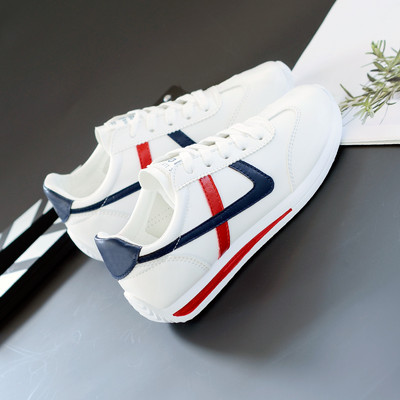 Μοντέρνα αθλητικά παπούτσια από δέρμα eco με κορδόνια