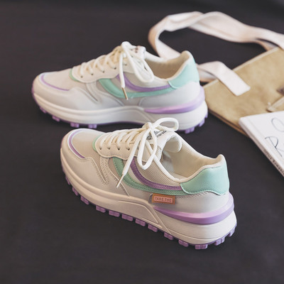 Γυναικεία μοντέρνα αθλητικά παπούτσια με κορδόνια και σόλα