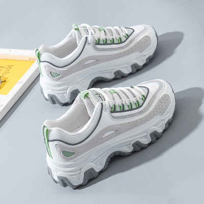 Νέο μοντέλο γυναικεία αθλητικά παπούτσια  από οικολογικό δέρμα με τραχιά σόλα