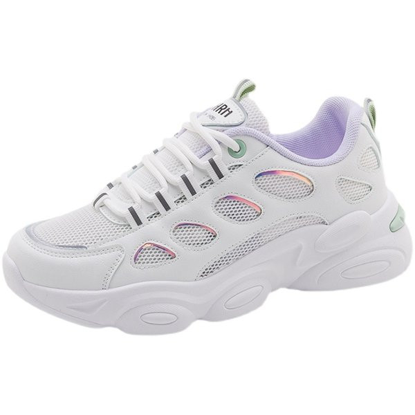 Γυναικεία καλοκαιρινά αθλητικά παπούτσια σε δύο χρώματα με κορδόνια και επίπεδη σόλα