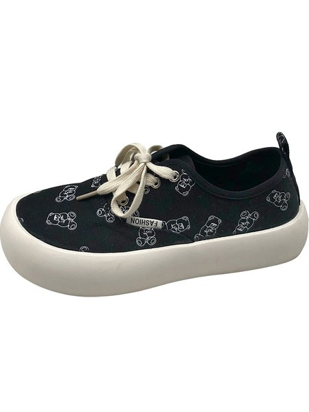 Casual αθλητικά παπούτσια με απλικέ και επίπεδη σόλα